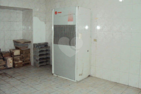 Sobrado à venda com 4 quartos em Parada Inglesa, São Paulo, SP