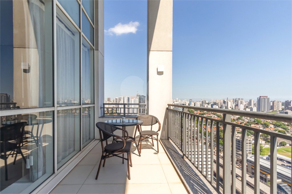 Apartamento à venda com 1 suíte em Brooklin, São Paulo, SP