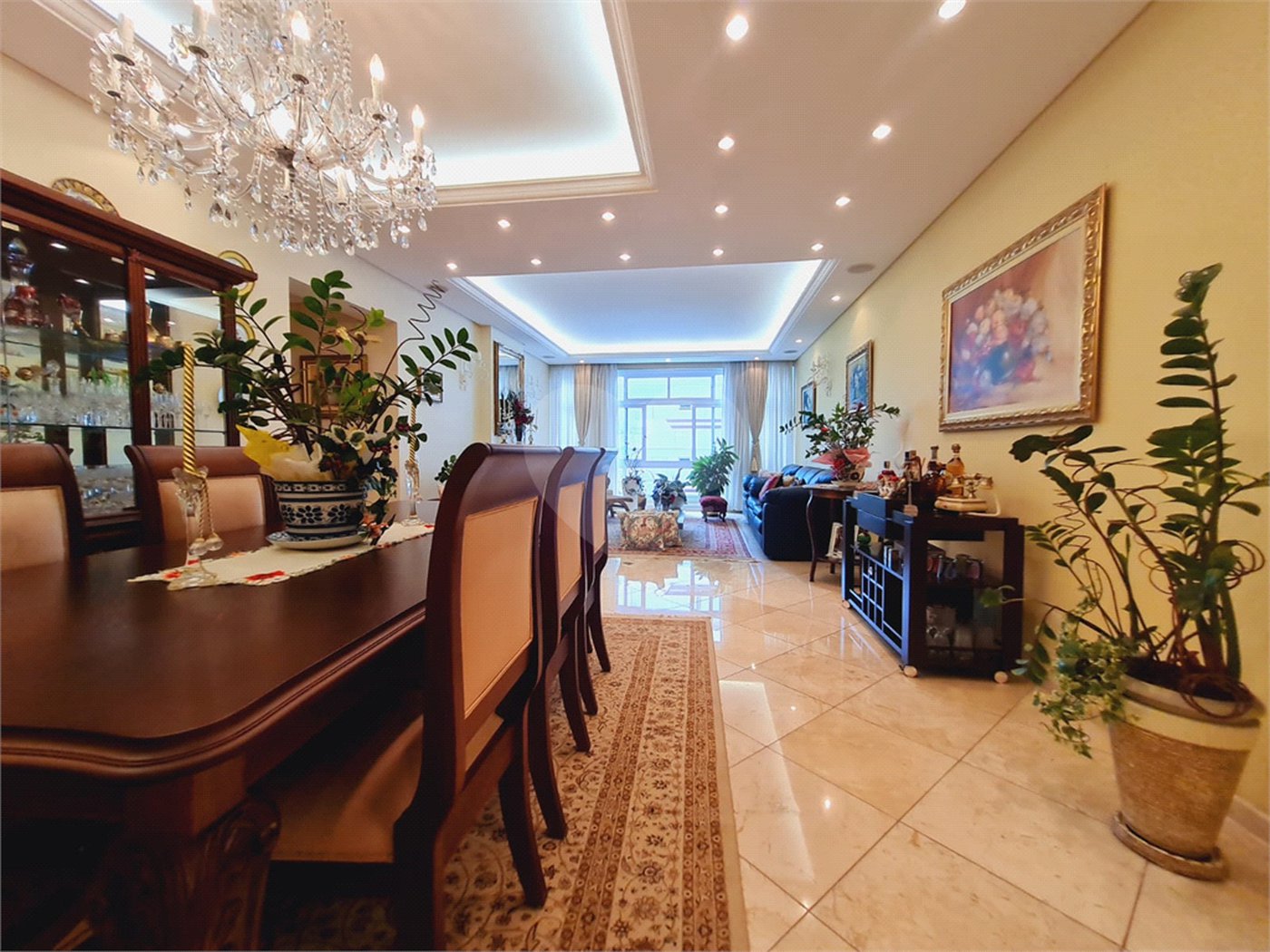 Apartamento à venda com 3 quartos, sendo 1 suíte, em Higienópolis, São Paulo, SP