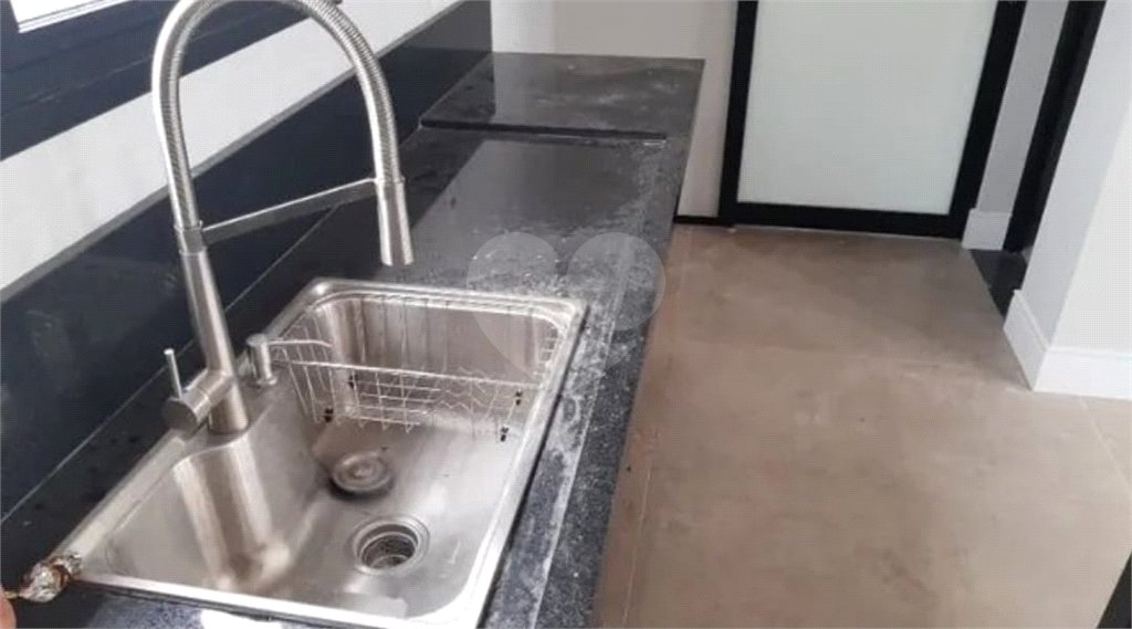Casa à venda com 3 suítes no condomínio Mont'alcino, Valinhos - SP