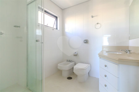 Apartamento para alugar com 3 quartos, sendo 1 suíte, em Vila Hamburguesa, São Paulo, SP