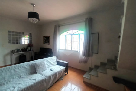 Casa à venda com 2 quartos, sendo 1 suíte, no condomínio Parque Central, Rio de Janeiro - RJ