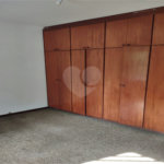 Sobrado à venda com 3 suítes em Jardim Vazani, São Paulo, SP