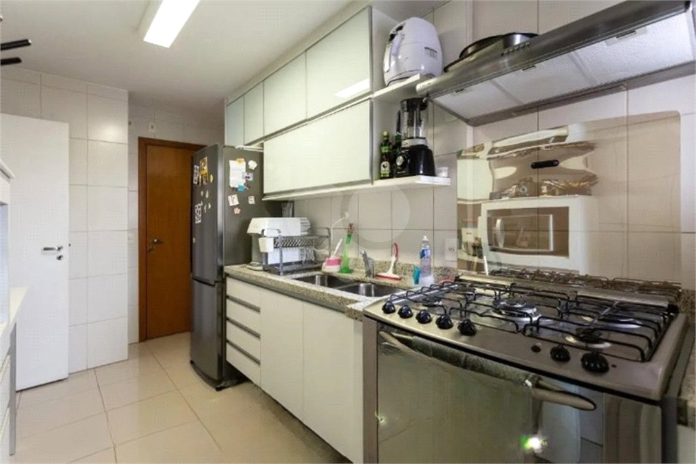 Apartamento à venda com 3 suítes em Vila Olímpia, São Paulo, SP