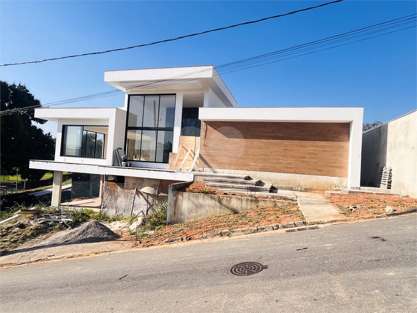 Casa à venda com 3 suítes no condomínio Residencial Green Ville, Rio de Janeiro - RJ