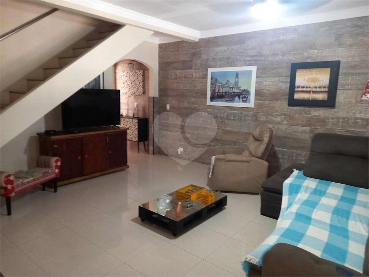 Casa à venda com 3 quartos, sendo 1 suíte,  em Parada Inglesa, São Paulo, SP