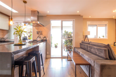 Apartamento à venda com 2 quartos, sendo 1 suíte, em Santo Amaro, São Paulo, SP