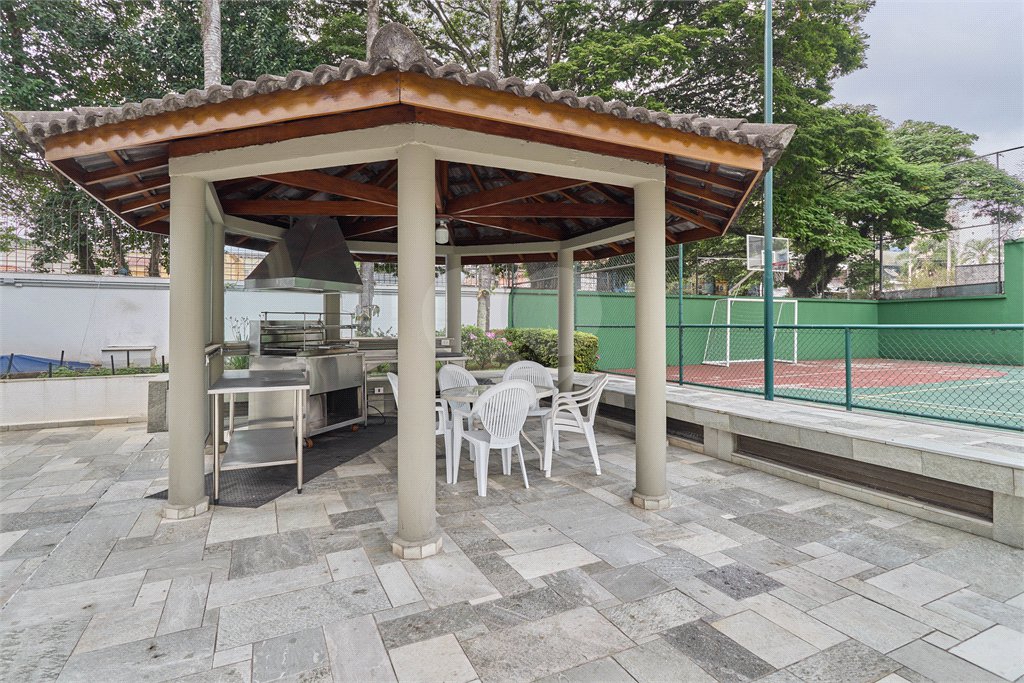 Apartamento à venda com 4 quartos, sendo 3 suítes, em Campo Belo, São Paulo, SP