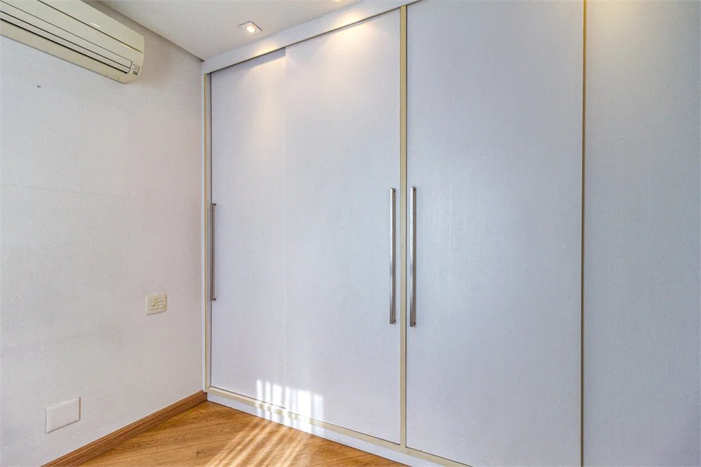 Apartamento à venda com 3 quartos, sendo 2 suítes,  em Vila Andrade, São Paulo, SP