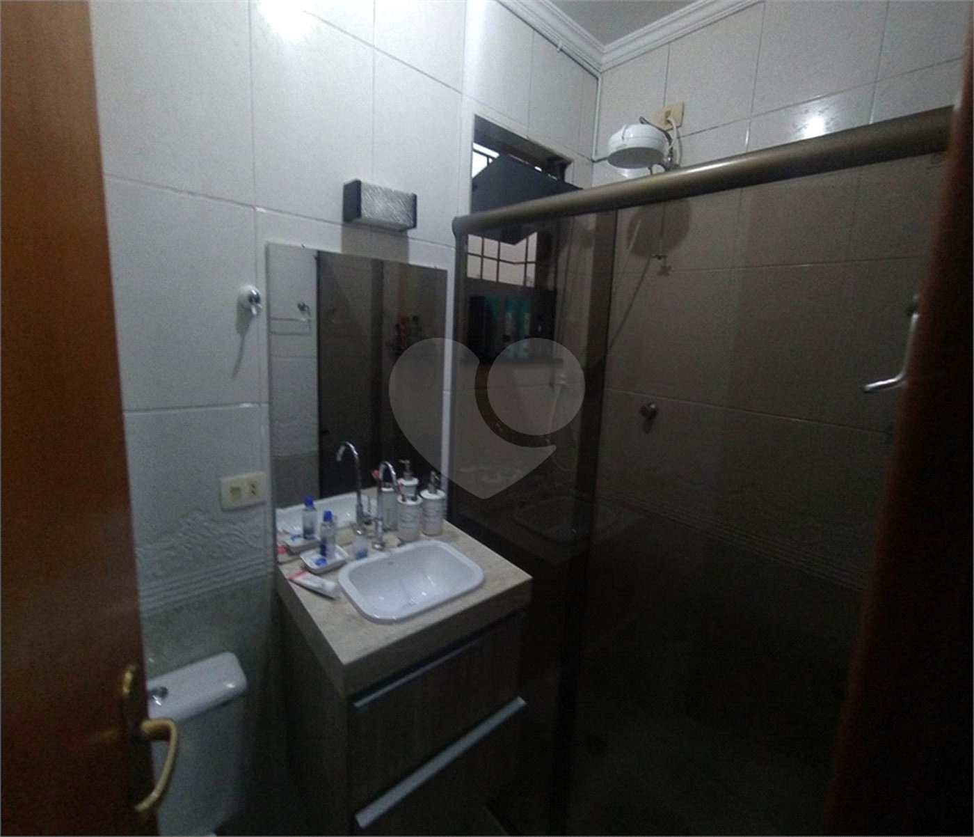Sobrado à venda com 3 quartos, sendo 1 suíte, em Santa Teresinha, São Paulo, SP