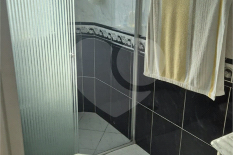 Sobrado à venda com 3 quartos, sendo 1 suíte, em Tremembé, São Paulo, SP