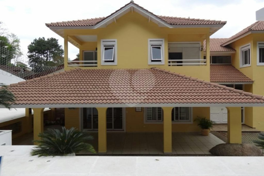 Casa à venda com 4 suítes no condomínio Jardim Ibiratiba, São Paulo - SP