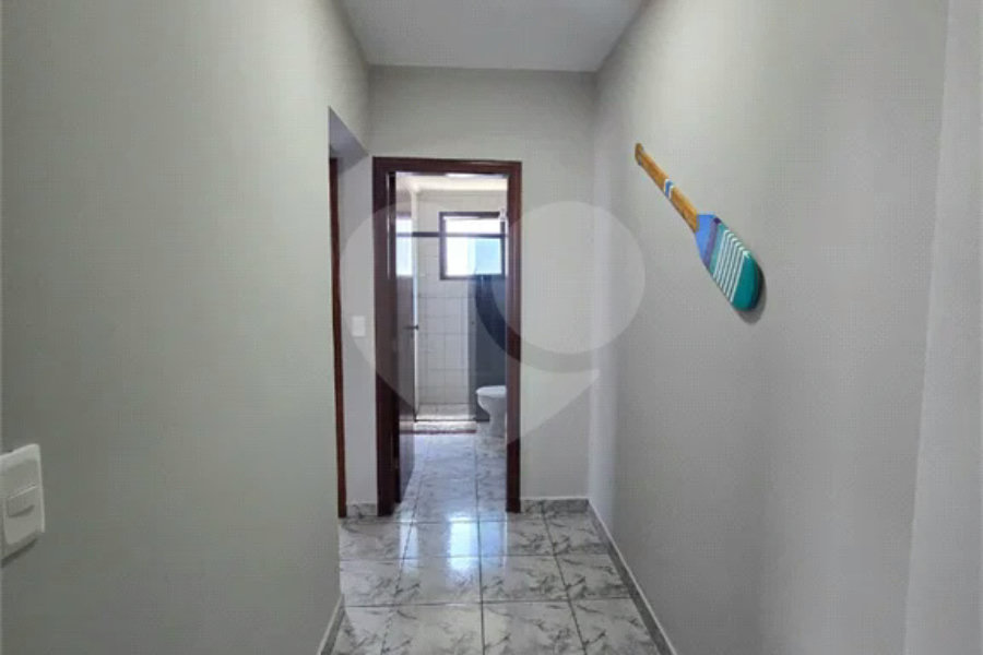 Belíssimo apartamento recém reformado na Praia Grande.