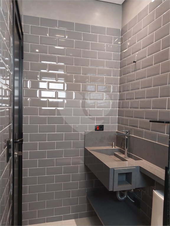 Casa à venda com 3 suítes no condomínio Aruâ Brisas, Mogi das Cruzes - SP