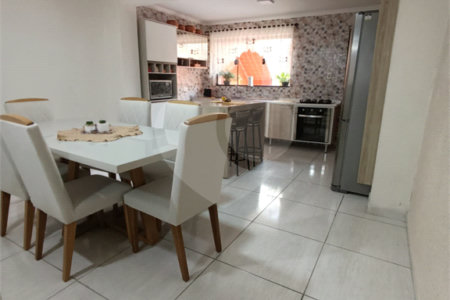 Sobrado à venda com 2 quartos em Vila Medeiros, São Paulo, SP