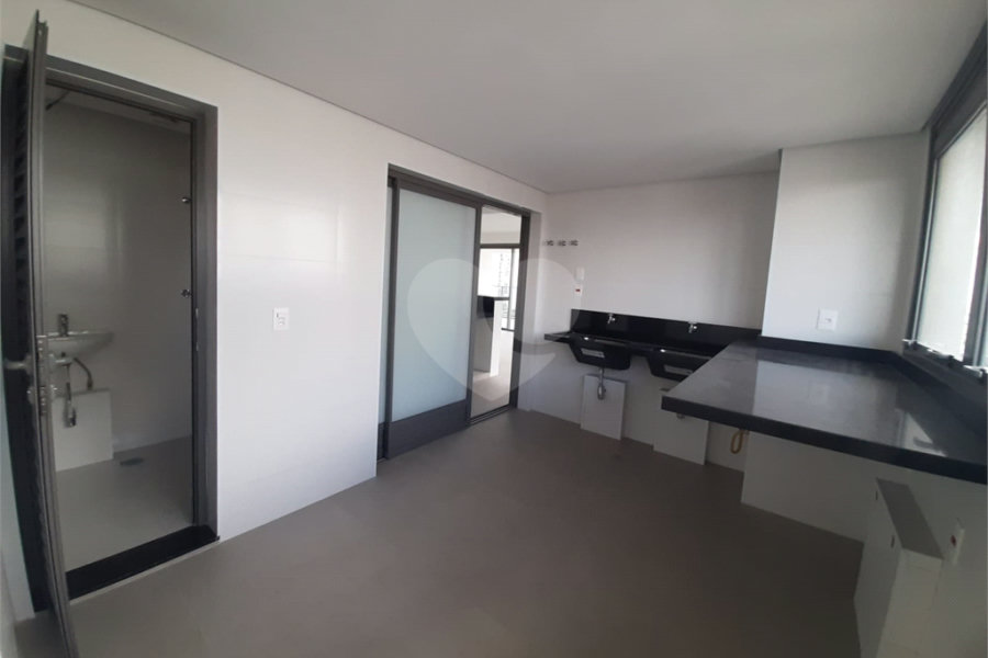 Apartamento à venda com 4 suítes em Santana, São Paulo, SP