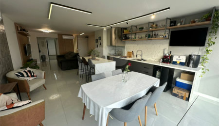 Apartamento à venda com 3 suítes em Vila Romana, São Paulo, SP