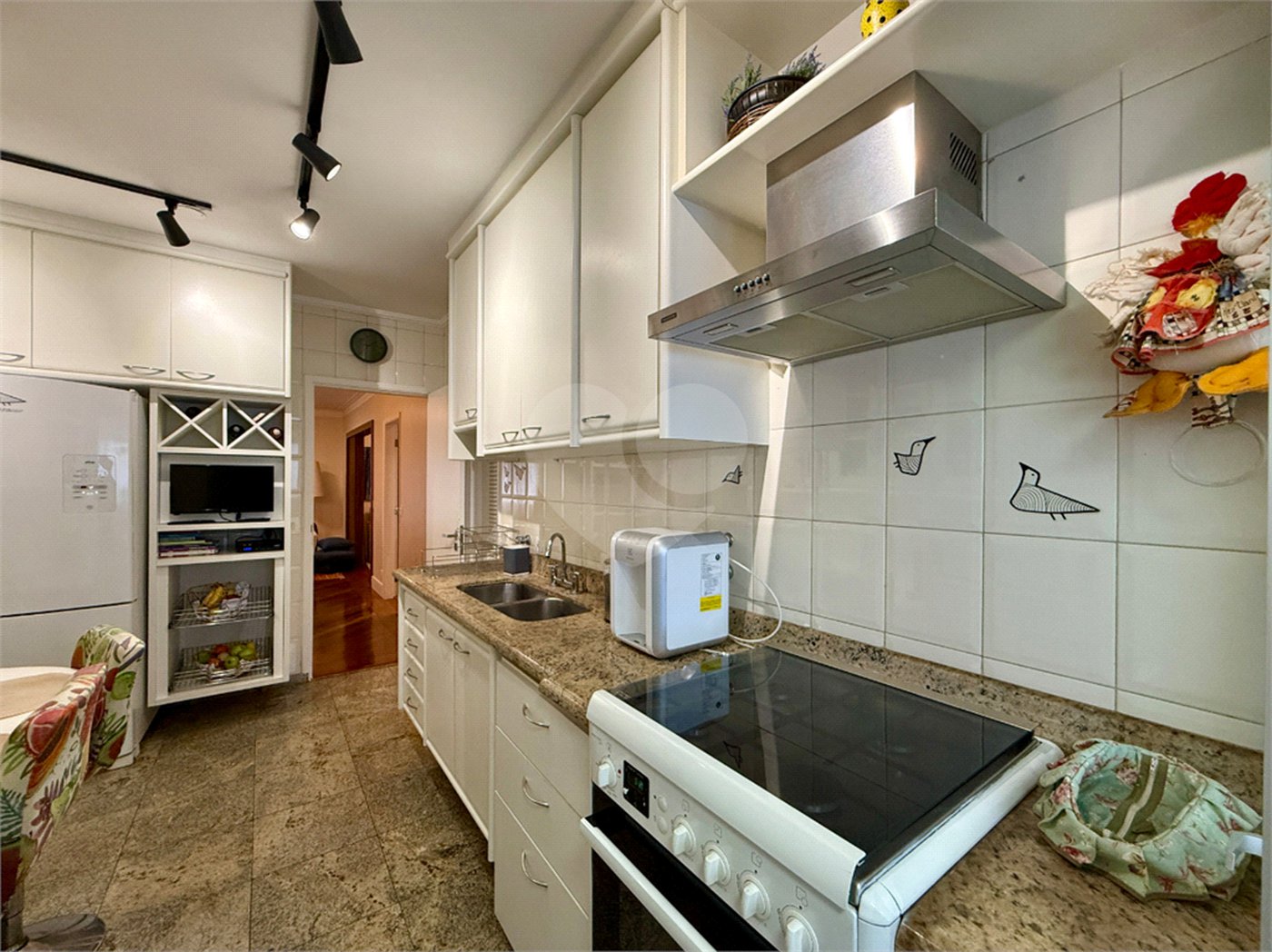 Apartamento à venda com 3 suítes em Campo Belo, São Paulo, SP