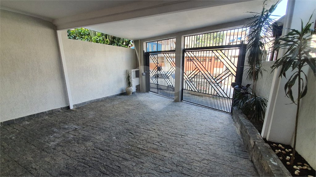 Sobrado à venda com 3 quartos, sendo 1 suíte,  em Horto, São Paulo, SP