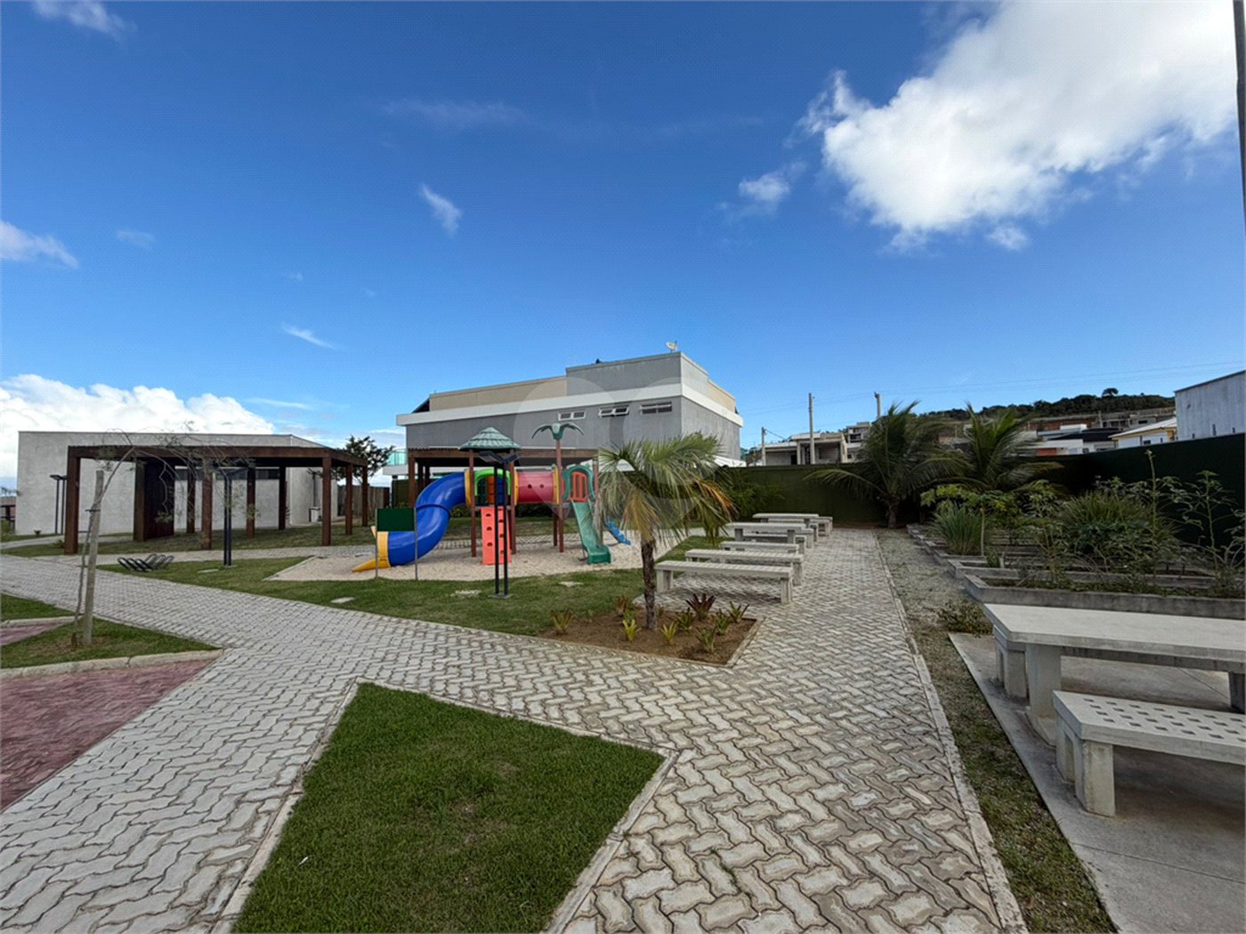 Casa à venda com 3 quartos, sendo 1 suíte, em Nova São Pedro, São Pedro da Aldeia, RJ