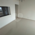 Apartamento com 3 dormitórios sendo 1 suíte.