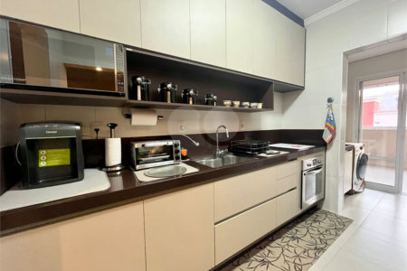Apartamento à venda com 3 suítes em Pinheirinho, Vinhedo, SP