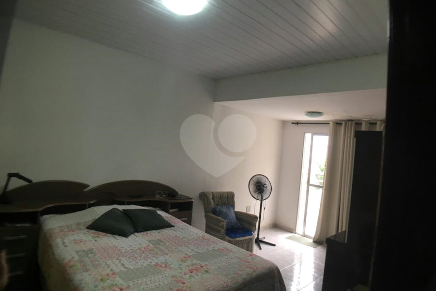 Sobrado à venda com 3 quartos em Parada Inglesa, São Paulo, SP