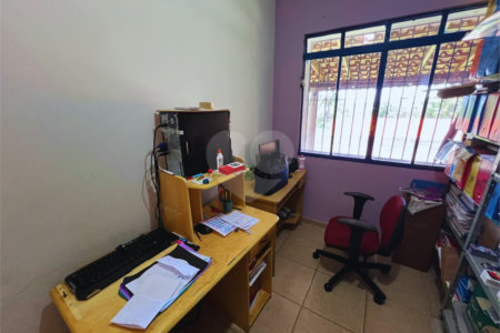 Chácara à venda com 3 quartos, sendo 1 suíte, em Chácara Companheiros, Jundiaí, SP