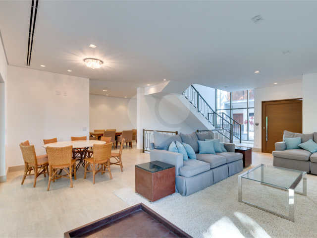 Casa à venda ou para alugar com 4 suítes no condomínio Residencial Vista 908, São Paulo - SP