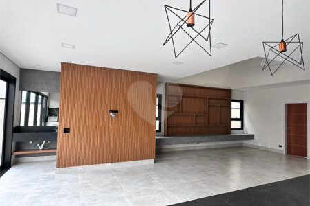 Casa à venda com 3 suítes no condomínio Residencial Central Parque, Salto - SP