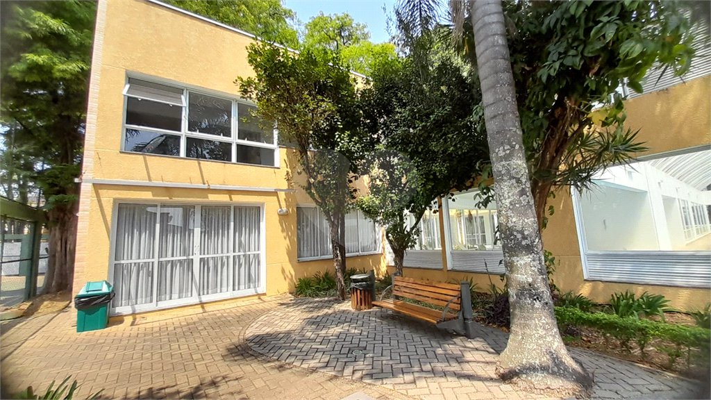 Casa à venda com 3 suítes em Bosque do Vianna, Cotia, SP