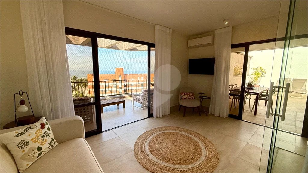 Apartamento à venda com 3 quartos, sendo 2 suítes, em Riviera de São Lourenço, Bertioga, SP