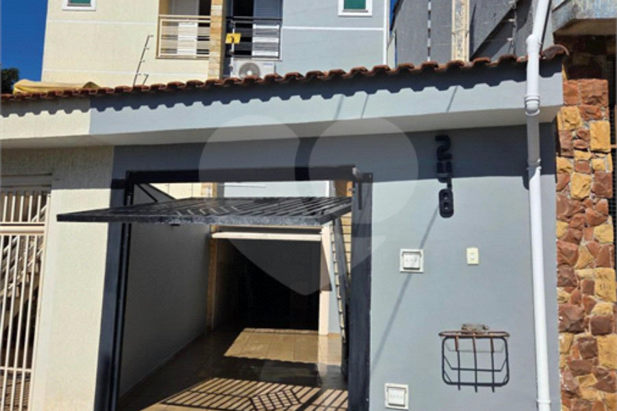 Sobrado à venda com 3 quartos, sendo 1 suíte, em Vila Gustavo, São Paulo, SP