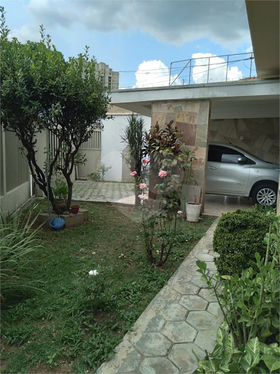 Casa Térrea à venda com 3 quartos, sendo 1 suíte, em Vila Galvão, Guarulhos, SP