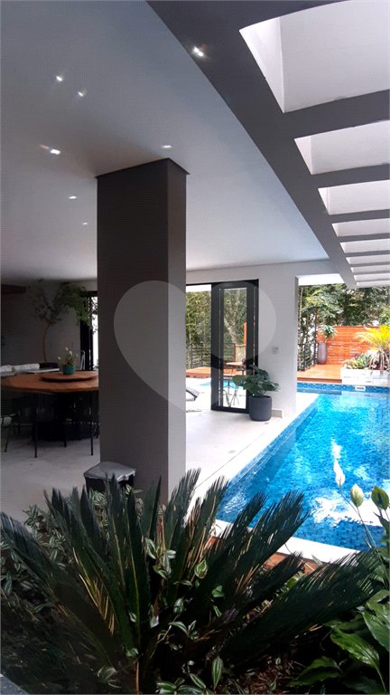Casa à venda com 4 suítes no condomínio Jardim Itatinga, São Paulo - SP