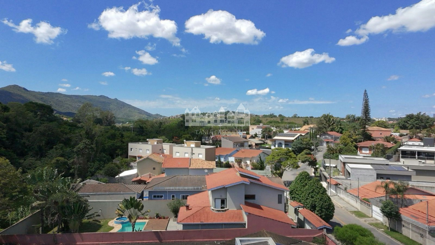 Casa à venda com 5 quartos, sendo 3 suítes,  em Loteamento Jardim Morumbi, Atibaia, SP