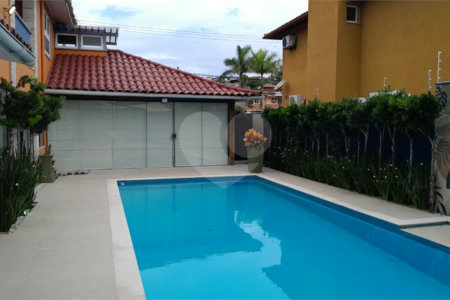 Casa à venda com 6 quartos, sendo 4 suítes, em Manguinhos, Armação dos Búzios, RJ