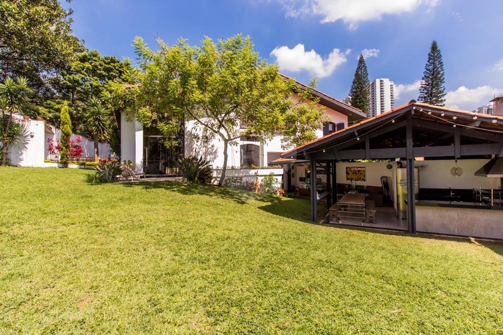 Casa à venda com 4 suítes em Jardim Marajoara, São Paulo, SP