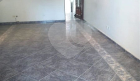 Sobrado à venda com 3 quartos, sendo 1 suíte,  em Tremembé, São Paulo, SP