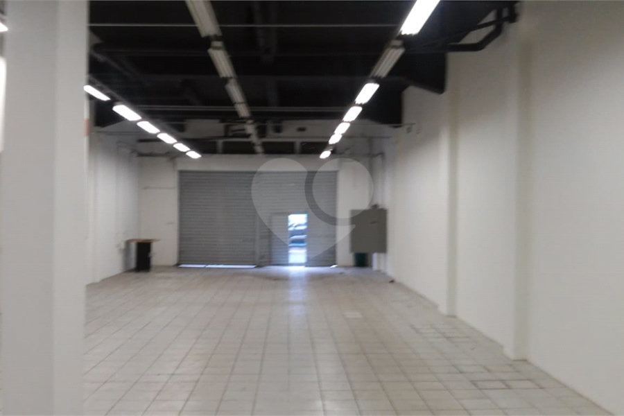 Prédio à venda em Santana, São Paulo, SP