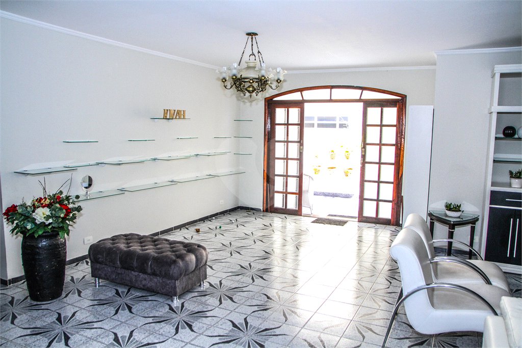 Casa à venda ou para alugar com 4 quartos, sendo 2 suítes, em Vila Santa Catarina, São Paulo, SP