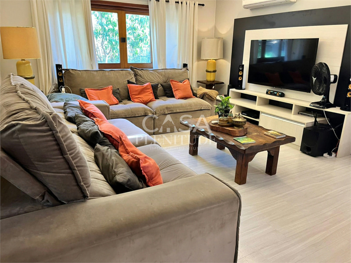 Casa em condomínio à venda com 3 quartos, sendo 1 suíte,  em Itapecerica, Salto, SP