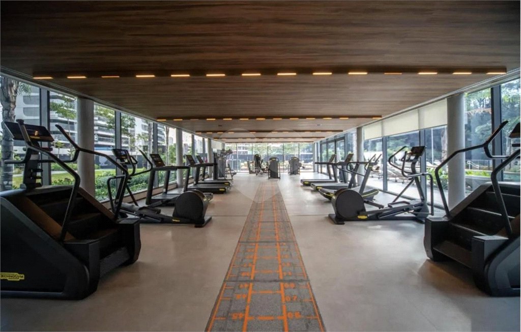 Apartamento à venda com 4 suítes em Vila Cordeiro, São Paulo, SP