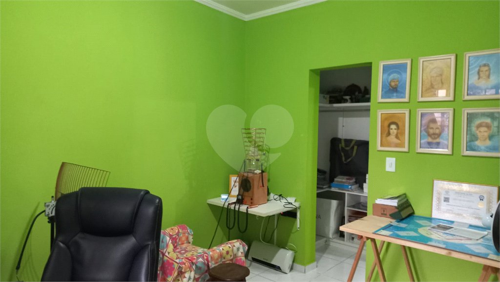 Sobrado à venda com 3 quartos, sendo 1 suíte, em Vila Gomes, São Paulo, SP