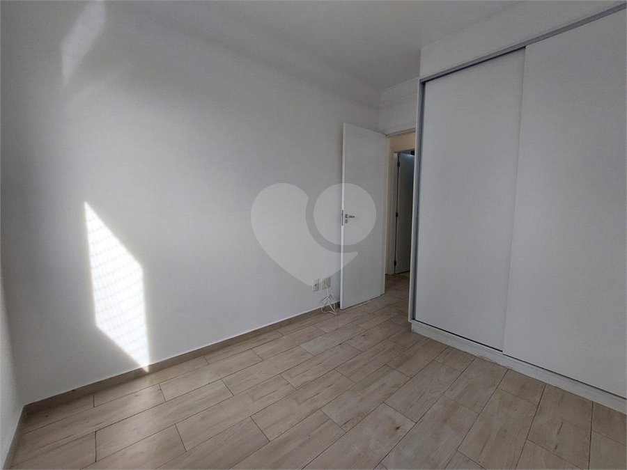 Apartamento para alugar com 2 quartos, sendo 1 suíte, em Parque São Domingos, São Paulo, SP