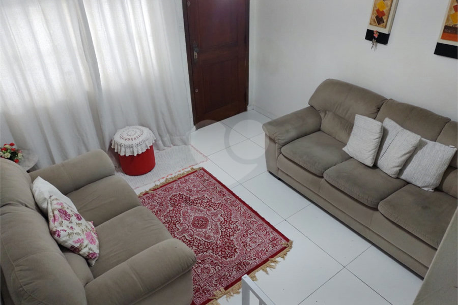Sobrado à venda com 3 quartos em Jabaquara, São Paulo, SP