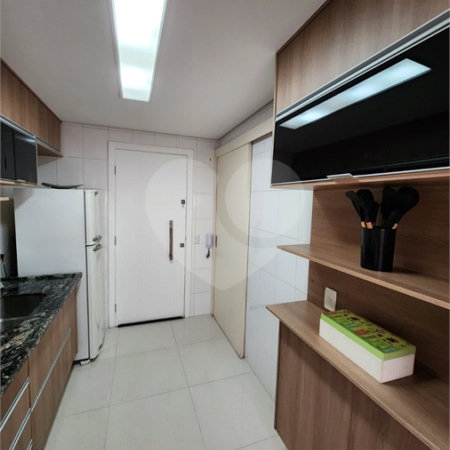 Apartamento à venda com 3 suítes em Vila Suzana, São Paulo, SP