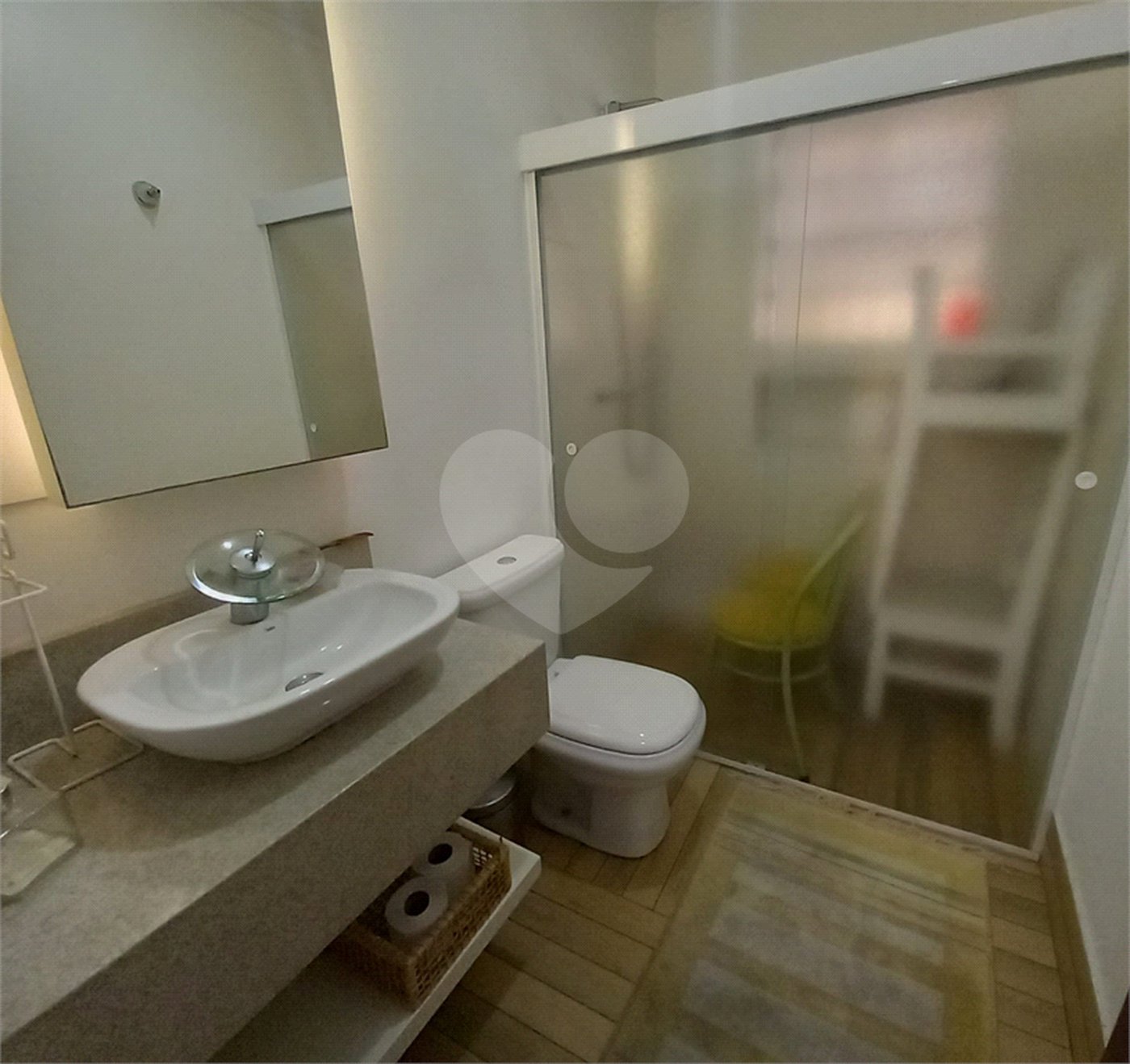 Sobrado à venda com 4 quartos, sendo 2 suítes, em Tremembé, São Paulo, SP