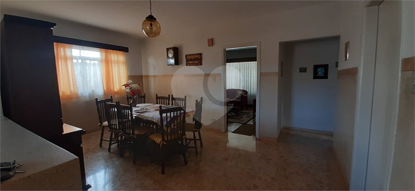 Sobrado à venda com 3 quartos, sendo 1 suíte,  no Centro, São Bernardo do Campo, SP