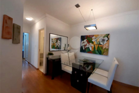 Apartamento para alugar com 3 quartos, sendo 1 suíte, em Vila Olímpia, São Paulo, SP